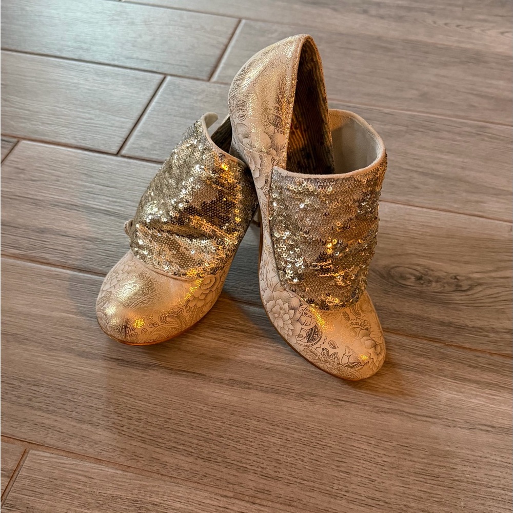 Gold Sequin Slip-On Women’s Shoes